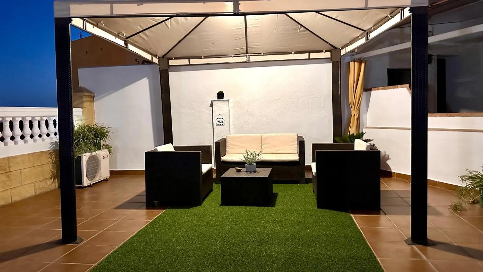 펜션 말라가 The House In Toquero Solarium Views To The Alcazaba 빌라 스페인